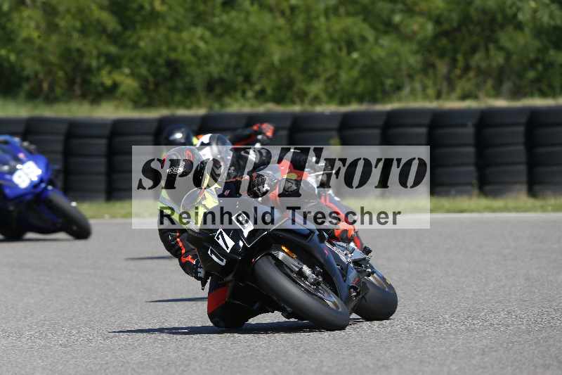 /43 08.08.2025 Discover the Bike ADR/Race 3 rot/178